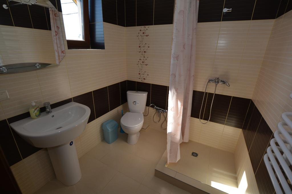 Villa Zolota Rybka Skhidnytsia Habitación foto