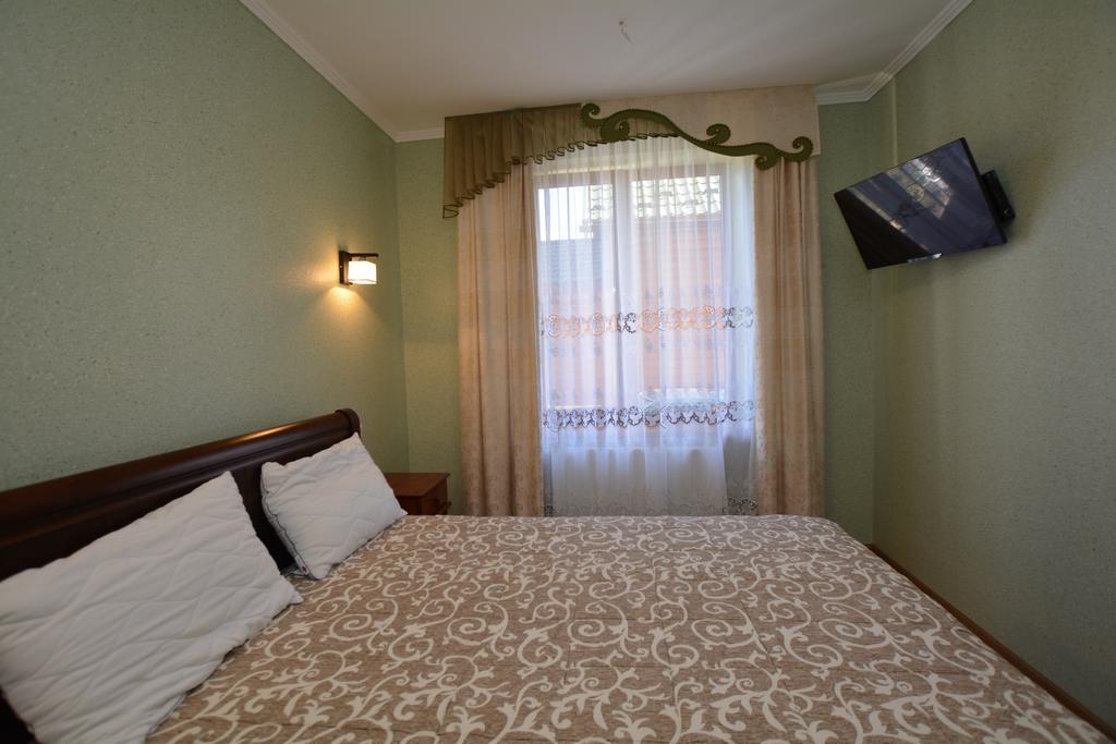 Villa Zolota Rybka Skhidnytsia Habitación foto