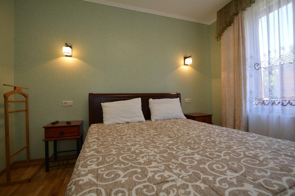 Villa Zolota Rybka Skhidnytsia Habitación foto
